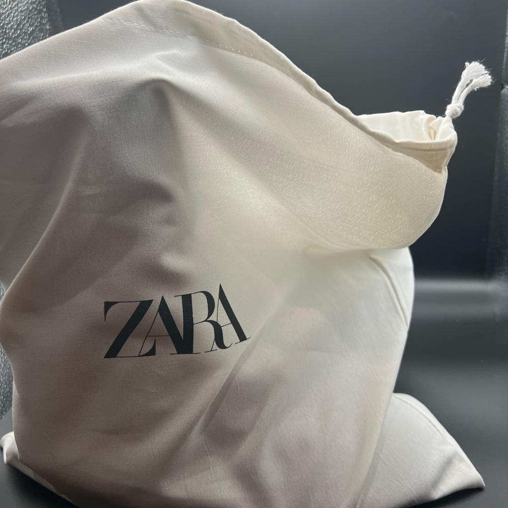 Zara Black Heeled Boots - Picture 5 of 5